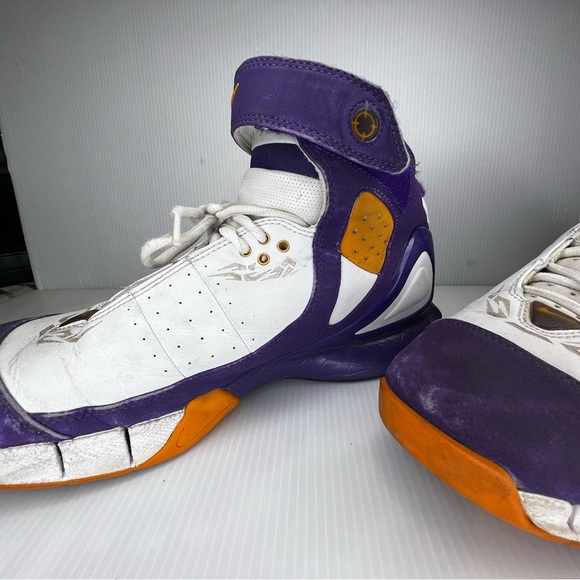 Size 10 2005 Kobe Zoom Air Huaraches (7/10) - Picture 6 of 15